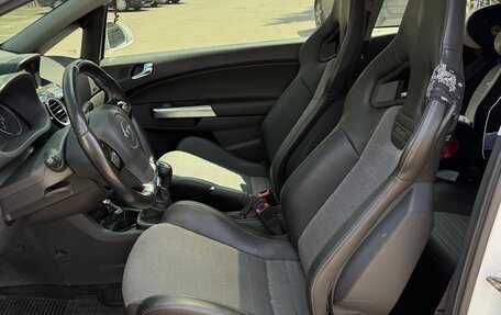 Opel Corsa OPC D рестайлинг 1, 2013 год, 1 699 000 рублей, 9 фотография