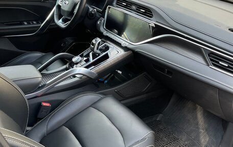 Geely Atlas, 2022 год, 1 750 000 рублей, 4 фотография