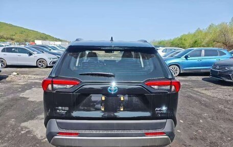 Toyota RAV4, 2025 год, 2 421 476 рублей, 6 фотография