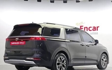 KIA Carnival, 2021 год, 2 290 000 рублей, 3 фотография
