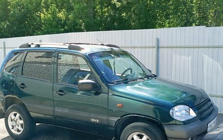 Chevrolet Niva I рестайлинг, 2004 год, 350 000 рублей, 3 фотография