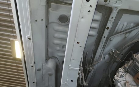 Toyota Land Cruiser Prado 120 рестайлинг, 2004 год, 2 500 000 рублей, 9 фотография