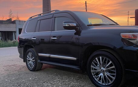 Toyota Land Cruiser 200, 2012 год, 3 550 000 рублей, 7 фотография