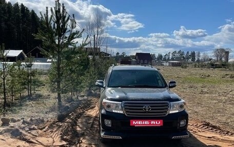 Toyota Land Cruiser 200, 2012 год, 3 550 000 рублей, 3 фотография