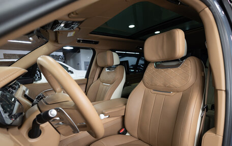 Land Rover Range Rover IV рестайлинг, 2022 год, 22 990 000 рублей, 10 фотография