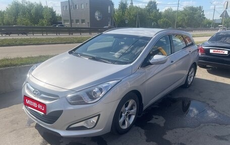 Hyundai i40 I рестайлинг, 2012 год, 1 000 000 рублей, 2 фотография
