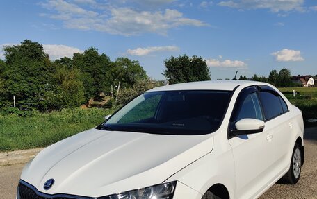 Skoda Rapid II, 2021 год, 1 400 000 рублей, 2 фотография