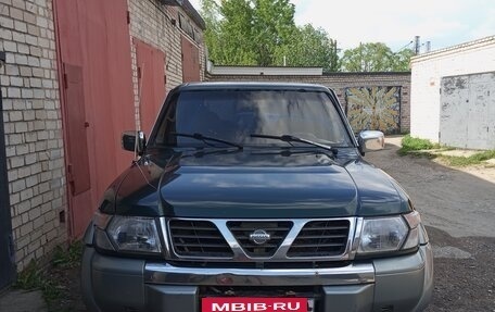 Nissan Patrol, 1998 год, 580 000 рублей, 2 фотография