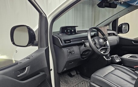 Hyundai Staria, 2022 год, 2 627 000 рублей, 5 фотография