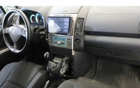 Toyota Corolla Verso I, 2005 год, 600 000 рублей, 5 фотография