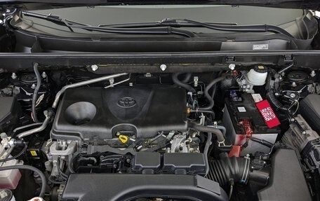 Toyota RAV4, 2020 год, 3 450 000 рублей, 9 фотография