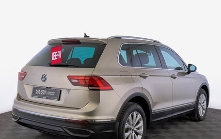 Volkswagen Tiguan II, 2021 год, 3 160 000 рублей, 5 фотография