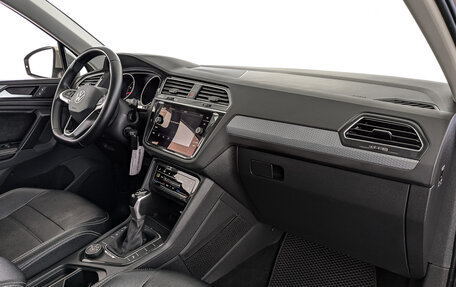 Volkswagen Tiguan II, 2021 год, 3 160 000 рублей, 13 фотография