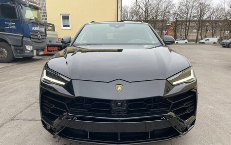 Lamborghini Urus I, 2022 год, 24 000 000 рублей, 2 фотография