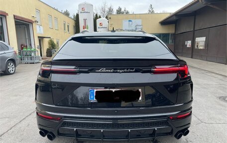 Lamborghini Urus I, 2022 год, 24 000 000 рублей, 4 фотография