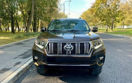 Toyota Land Cruiser Prado 150 рестайлинг 2, 2018 год, 6 000 000 рублей, 2 фотография