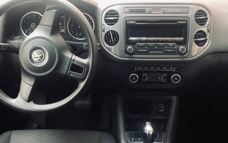 Volkswagen Tiguan I, 2013 год, 999 000 рублей, 3 фотография