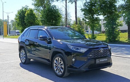 Toyota RAV4, 2022 год, 4 100 000 рублей, 3 фотография