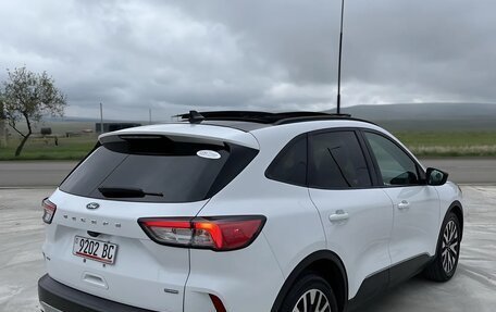 Ford Escape, 2021 год, 2 050 000 рублей, 6 фотография