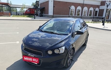 Chevrolet Aveo III, 2013 год, 635 000 рублей, 4 фотография