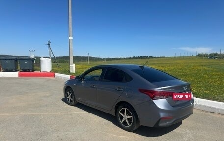 Hyundai Solaris II рестайлинг, 2018 год, 1 100 000 рублей, 3 фотография