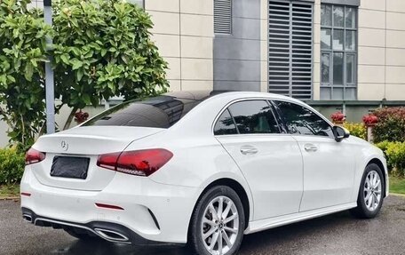 Mercedes-Benz A-Класс, 2022 год, 2 040 000 рублей, 2 фотография