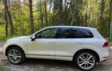 Volkswagen Touareg III, 2010 год, 2 750 000 рублей, 4 фотография