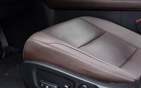 Lexus RX IV рестайлинг, 2022 год, 5 099 999 рублей, 10 фотография