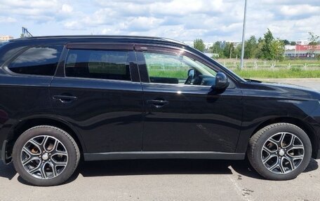 Mitsubishi Outlander III рестайлинг 3, 2012 год, 1 200 000 рублей, 5 фотография