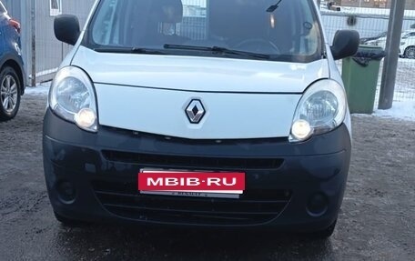 Renault Kangoo II рестайлинг, 2012 год, 600 000 рублей, 2 фотография