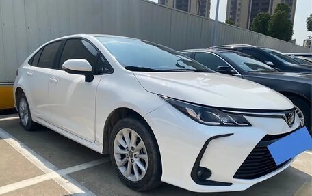 Toyota Corolla, 2022 год, 1 450 000 рублей, 2 фотография