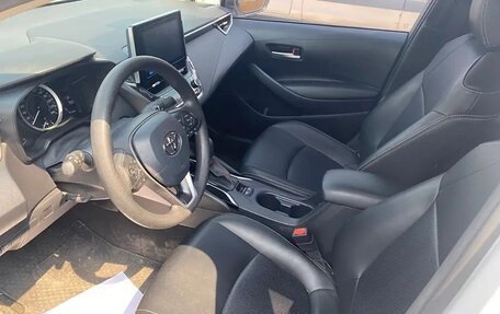Toyota Corolla, 2022 год, 1 450 000 рублей, 5 фотография