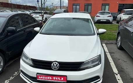 Volkswagen Jetta VI, 2015 год, 870 000 рублей, 1 фотография
