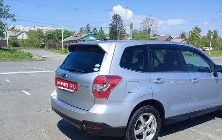 Subaru Forester, 2014 год, 1 580 000 рублей, 3 фотография