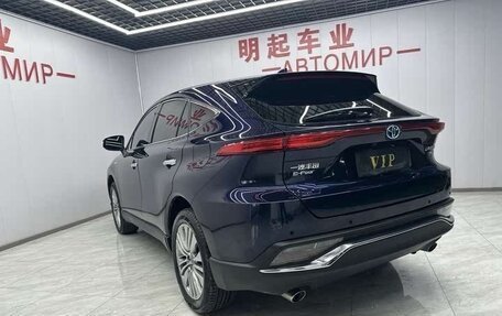 Toyota Harrier, 2021 год, 3 580 000 рублей, 4 фотография