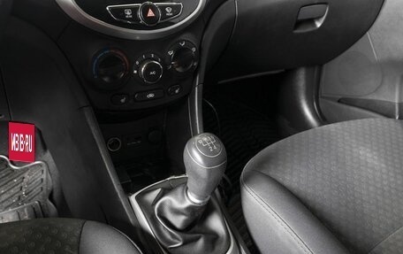 Hyundai Solaris II рестайлинг, 2013 год, 726 100 рублей, 7 фотография