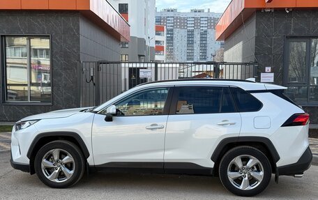Toyota RAV4, 2021 год, 3 290 000 рублей, 3 фотография