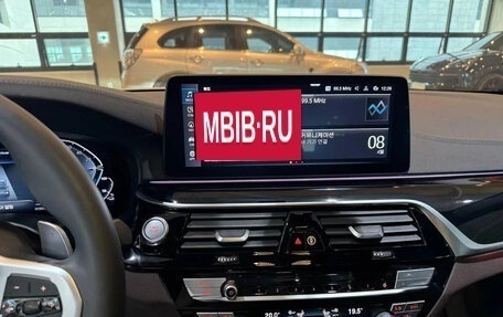 BMW 5 серия, 2022 год, 4 190 000 рублей, 13 фотография