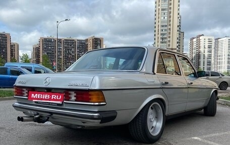 Mercedes-Benz W123, 1985 год, 1 500 000 рублей, 2 фотография