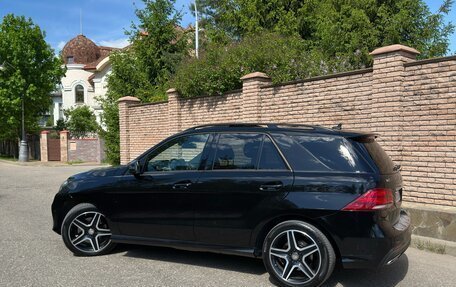 Mercedes-Benz GLE, 2016 год, 4 200 000 рублей, 5 фотография