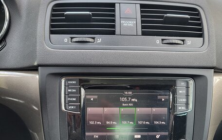 Skoda Yeti I рестайлинг, 2017 год, 1 800 000 рублей, 6 фотография