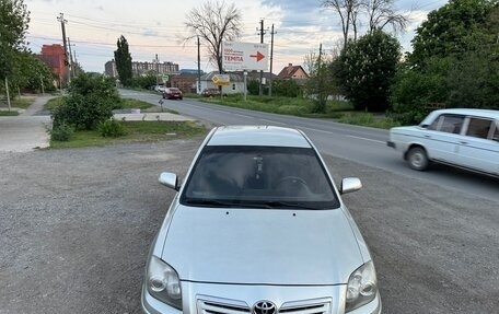 Toyota Avensis III рестайлинг, 2007 год, 750 000 рублей, 12 фотография