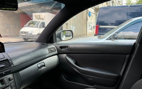 Toyota Avensis III рестайлинг, 2007 год, 750 000 рублей, 16 фотография