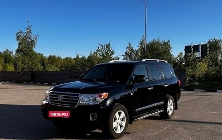 Toyota Land Cruiser 200, 2011 год, 2 890 000 рублей, 10 фотография