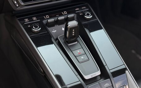 Porsche 911, 2022 год, 9 360 000 рублей, 18 фотография