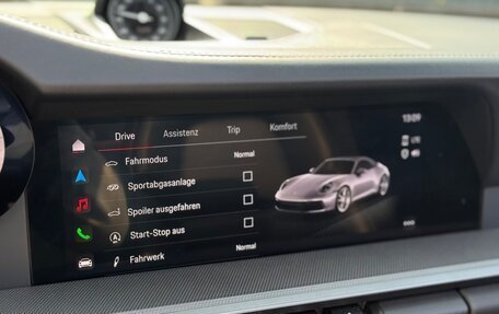 Porsche 911, 2022 год, 9 360 000 рублей, 16 фотография