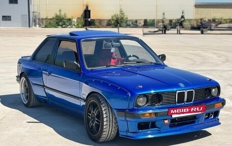 BMW 3 серия, 1987 год, 980 000 рублей, 2 фотография