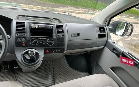 Volkswagen Transporter T5 рестайлинг, 2005 год, 795 000 рублей, 30 фотография