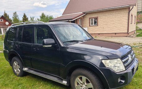 Mitsubishi Pajero IV, 2006 год, 1 350 000 рублей, 2 фотография