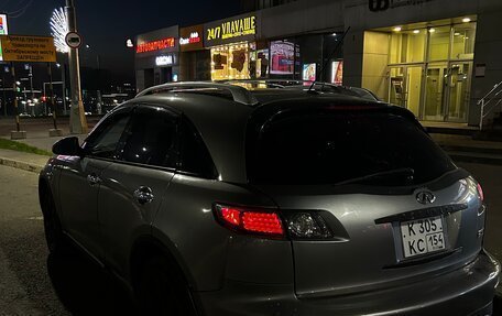 Infiniti FX I, 2005 год, 727 000 рублей, 4 фотография